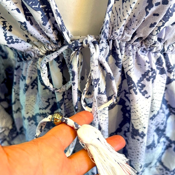 SOLD Deep V Plunge Neckline Snakeskin Blue Dress Coverup XL cinch waist - Picture 4 of 11